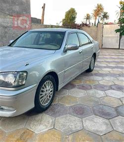 تۆیۆتا کراون